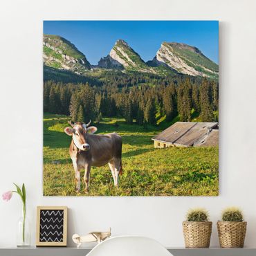 Telas decorativas Swiss Alpine Meadow With Cow