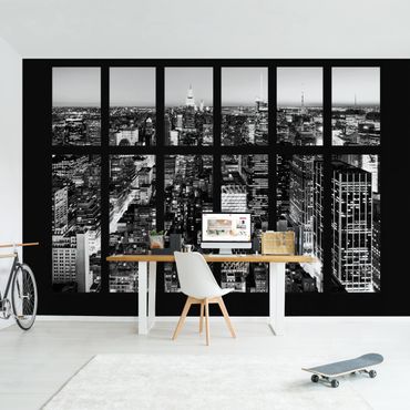 Mural de parede Window View Manhattan Skyline In Black And White