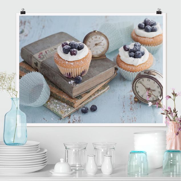 decoraçao para parede de cozinha Vintage Cupcakes With Alarm Clock