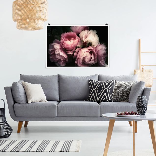 Posters flores Peony Black Shabby Backdrop