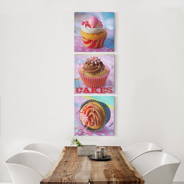 quadros modernos para quarto de casal Colourful Cupcakes