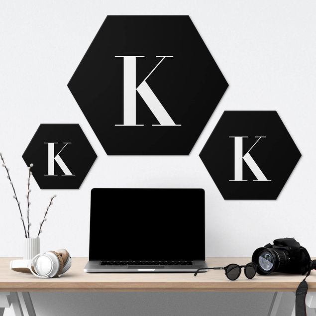 Quadros hexagonais Letter Serif Black K