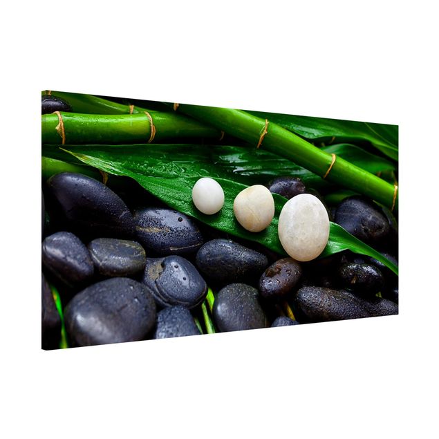 decoraçao cozinha Green Bamboo With Zen Stones