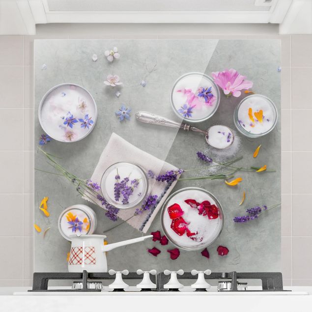 decoraçoes cozinha Edible Flowers With Lavender Sugar