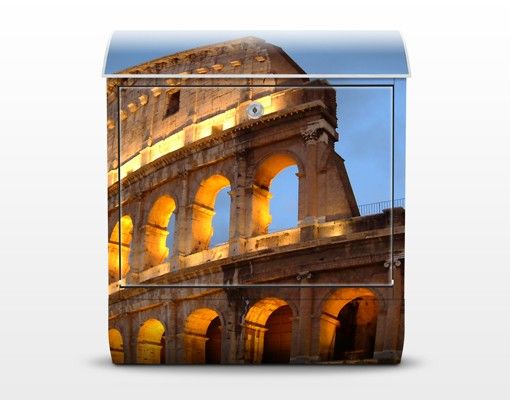 Caixas de correio Colosseum At Night