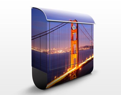 caixa de correio para muro Golden Gate Bridge At Night