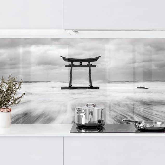decoraçao para parede de cozinha Japanese Torii In The Ocean