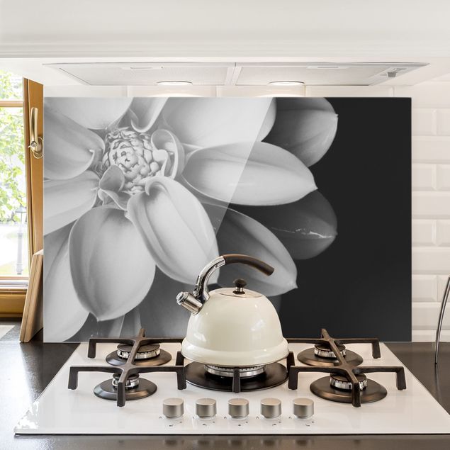 decoraçoes cozinha In The Heart Of A Dahlia Black And White