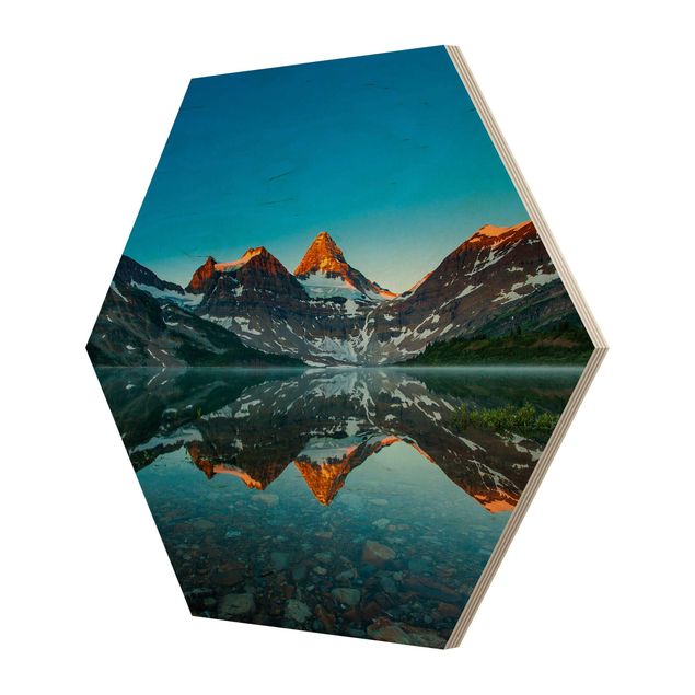 Quadros hexagonais Mountain Landscape At Lake Magog In Canada
