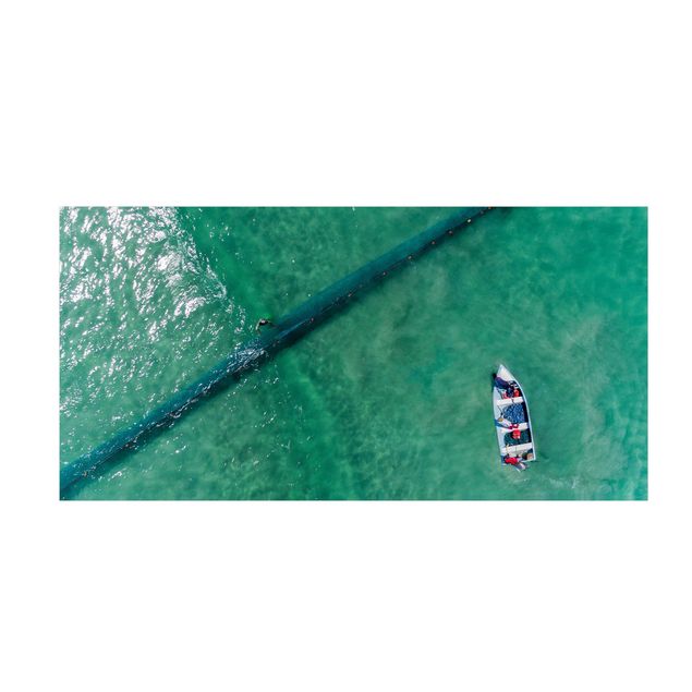 Tapete azul turquesa Aerial Image -  Fishermen