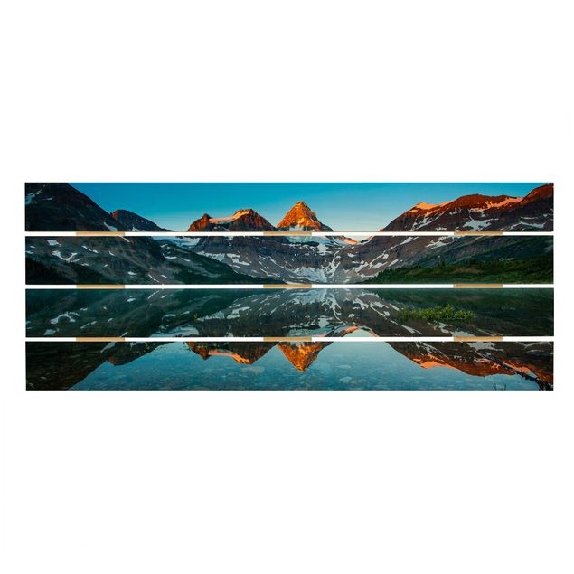 Quadros decorativos Mountain Landscape At Lake Magog In Canada