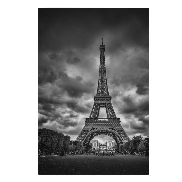 Telas decorativas cidades e paisagens urbanas Eiffel Tower In Front Of Clouds In Black And White