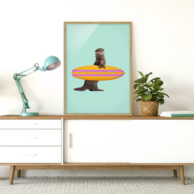 Quadros com moldura animais Otter With Surfboard