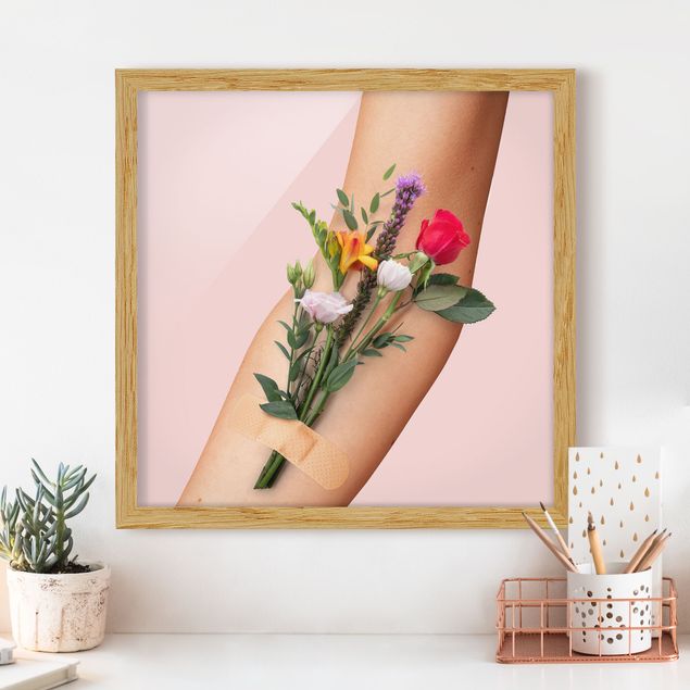 decoraçao para parede de cozinha Arm With Flowers
