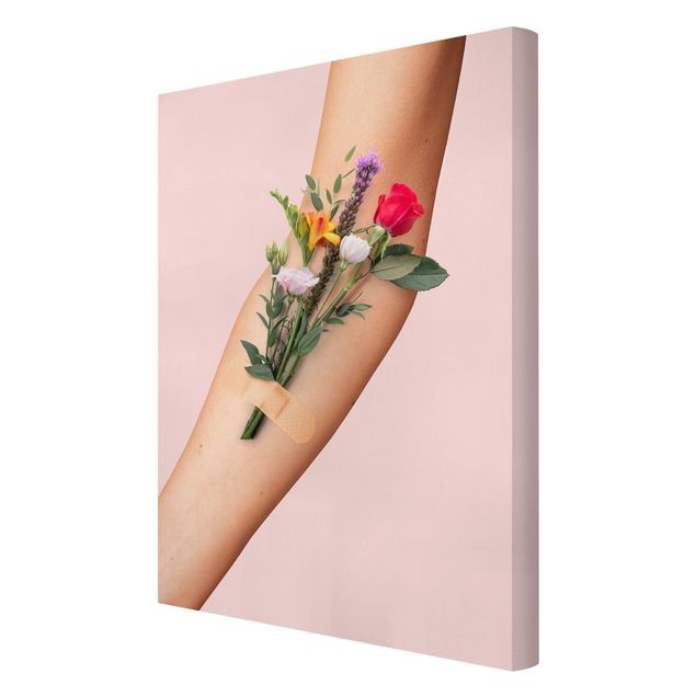 Quadros rosas Arm With Flowers