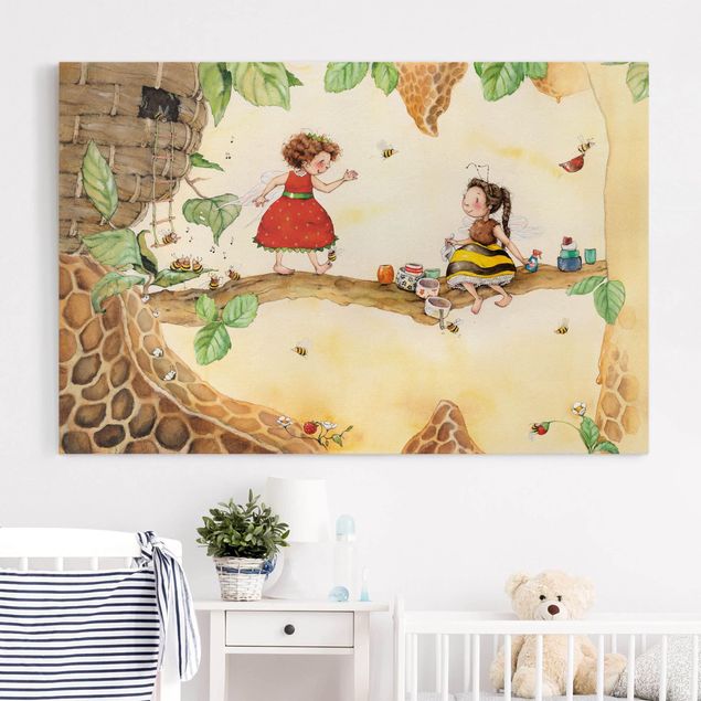 quadros modernos para quarto de casal Little Strawberry Strawberry Fairy - At the bee fairy's