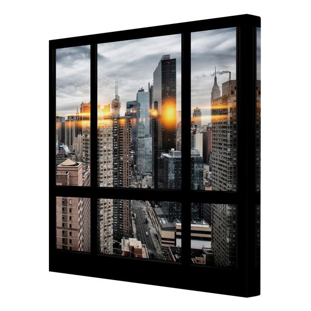 quadros decorativos para sala modernos Windows Overlooking New York With Sun Reflection