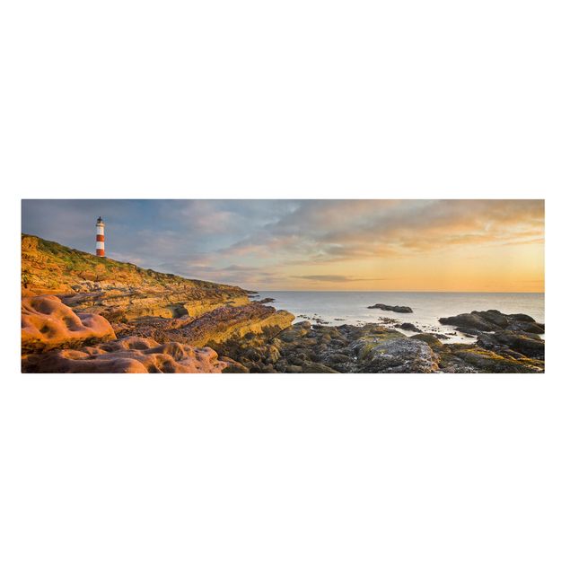 Quadros montanhas Tarbat Ness Lighthouse And Sunset At The Ocean