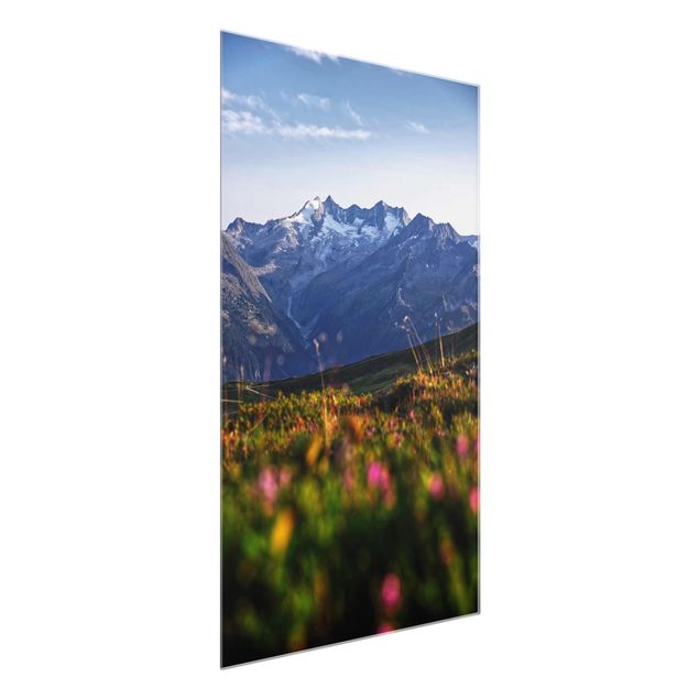 quadro com paisagens Flowering Meadow In The Mountains