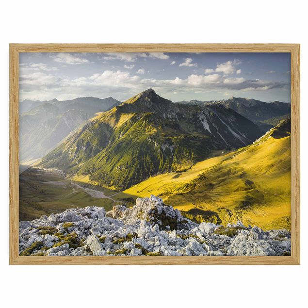 Quadros com moldura paisagens Mountains And Valley Of The Lechtal Alps In Tirol