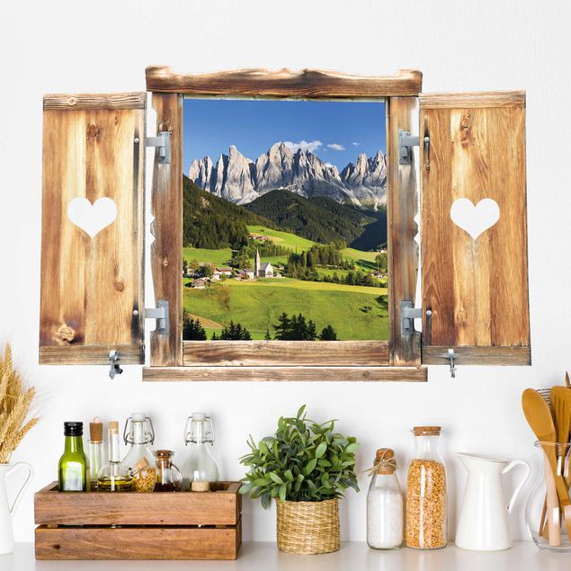 decoraçao cozinha Window with heart Geislerspitzen in South Tyrol