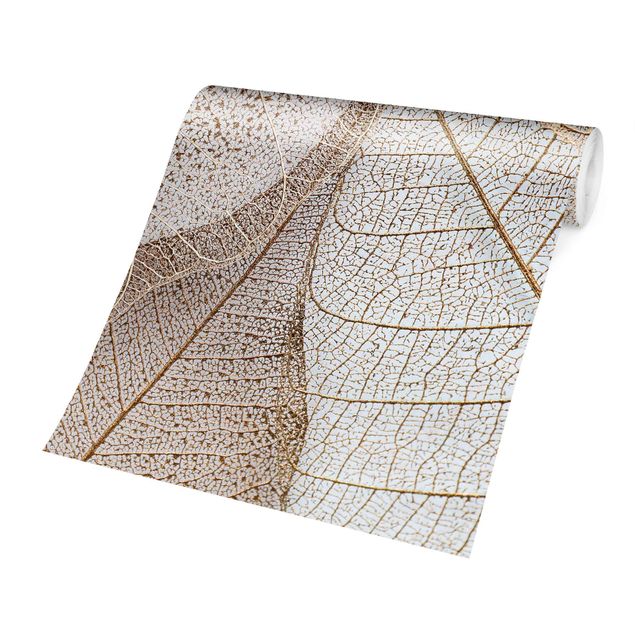 Papel de parede bege Delicate Leaf Structure In Gold