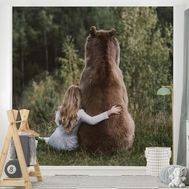papel de parede moderno para sala Girl With Brown Bear