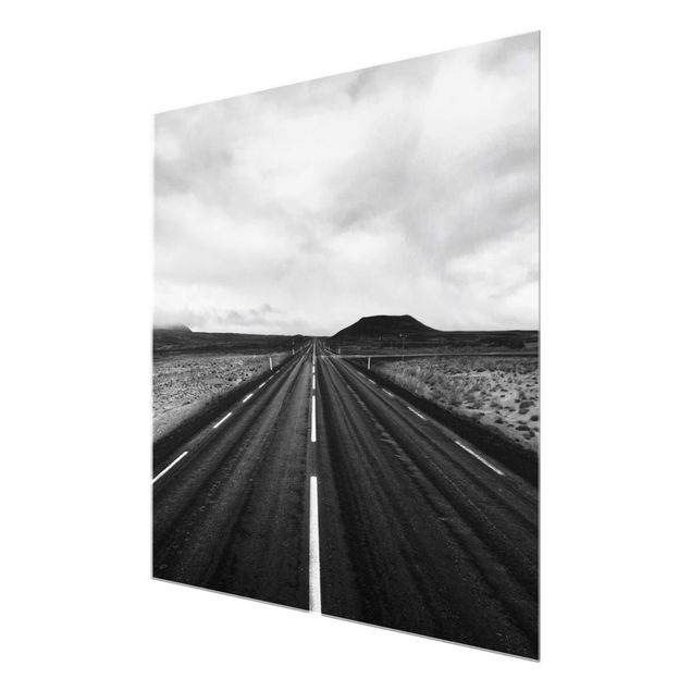 Quadros preto e branco Straight Road In Iceland