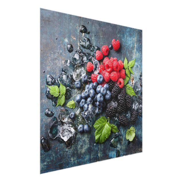 Quadros florais Berry Mix With Ice Cubes Wood