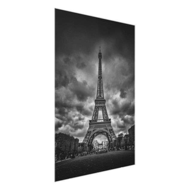 Quadros em vidro em preto e branco Eiffel Tower In Front Of Clouds In Black And White