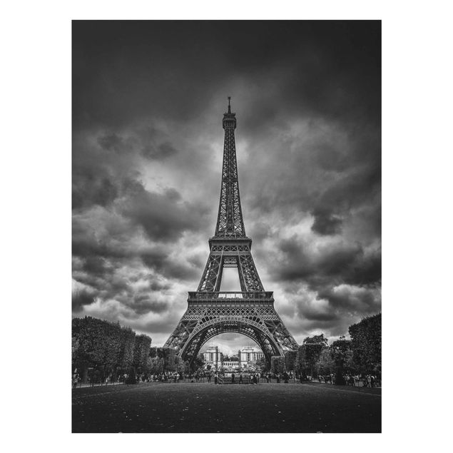 Quadros em vidro cidades e paisagens urbanas Eiffel Tower In Front Of Clouds In Black And White