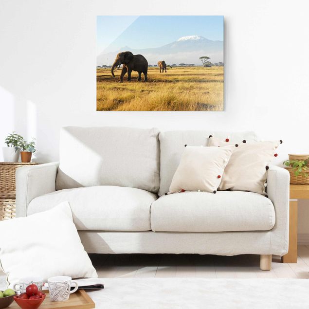 quadro com paisagens Elephants In Front Of The Kilimanjaro In Kenya