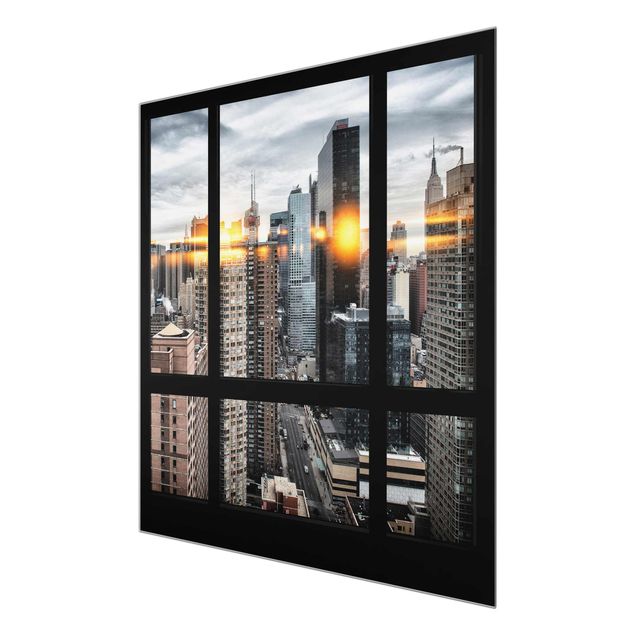 quadros decorativos para sala modernos Windows Overlooking New York With Sun Reflection