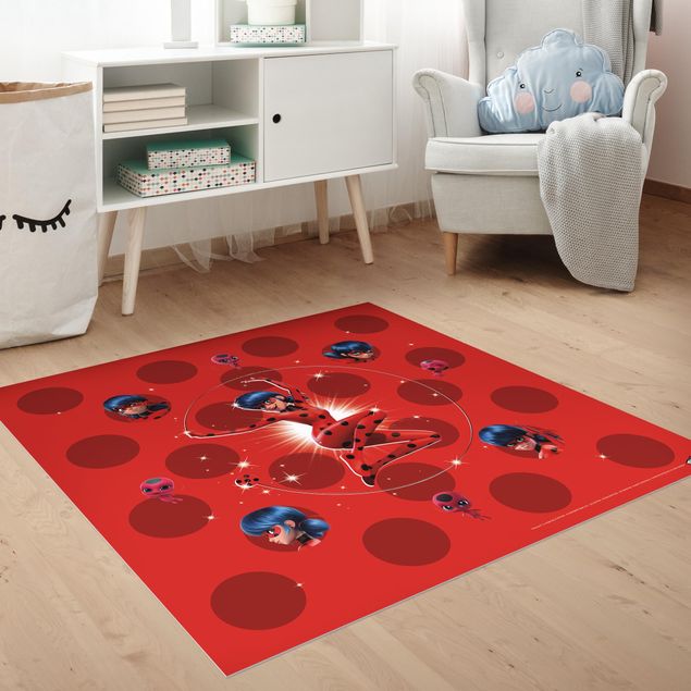 decoração para quartos infantis Miraculous Ladybug On Red Dots