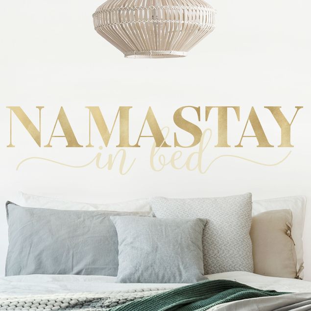 Autocolantes de parede frases Namastay in bed Gold