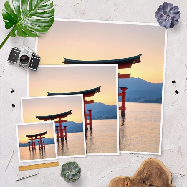 Posters paisagens Torii At Itsukushima