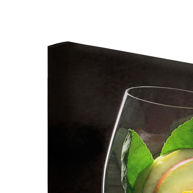 Telas decorativas legumes e fruta Wine aromas in wine glass