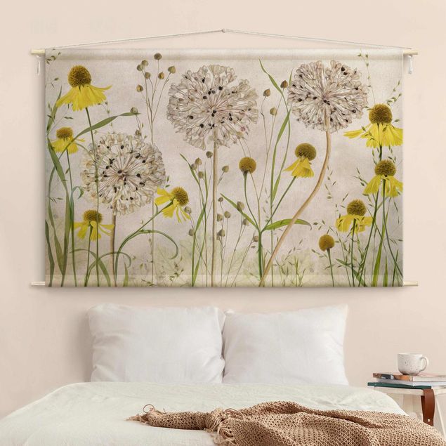 Tapeçaria de parede vintage Allium And Helenium Illustration