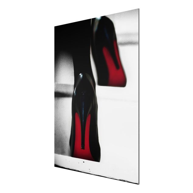 quadros modernos para quarto de casal High Heels In Red