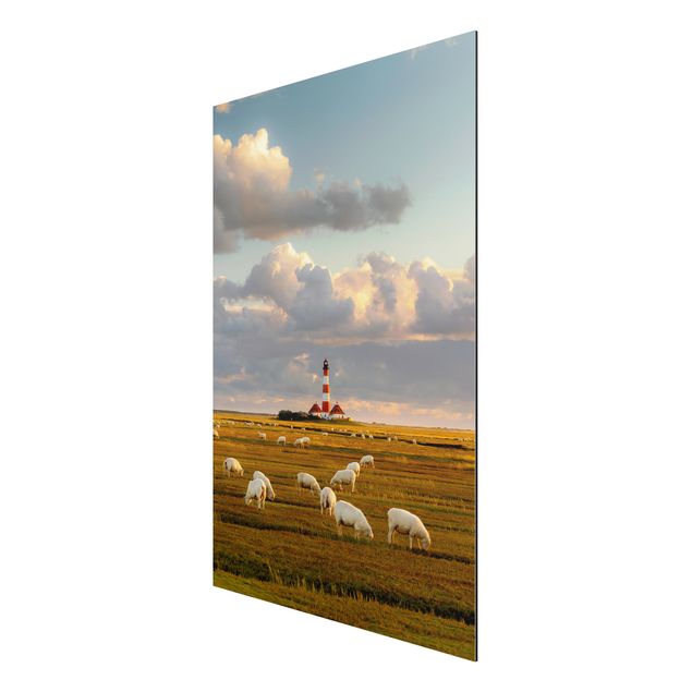 Quadros praia North Sea Lighthouse With Flock Of Sheep