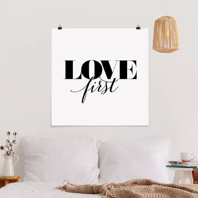 Posters frases Love First