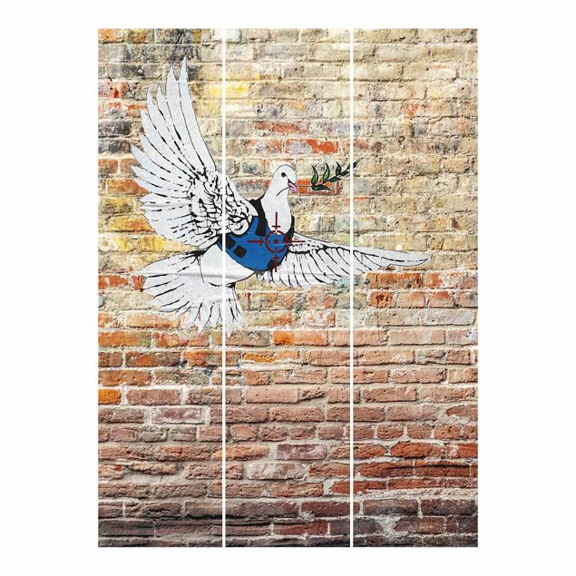 Painéis japoneses Dove Of Peace - Brandalised ft. graffiti by Banksy