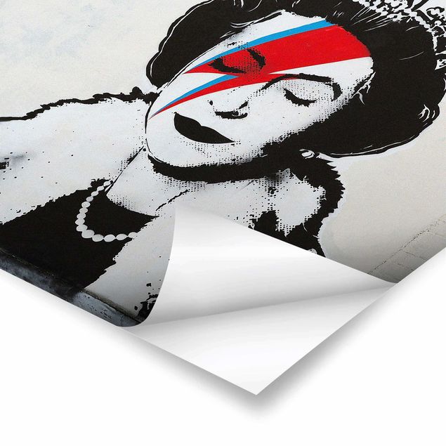 Posters Queen Lizzie Stardust - Brandalised ft. Graffiti by Banksy