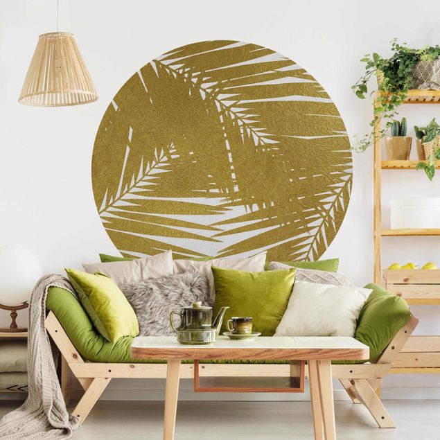 Papel de parede dourado View Through Golden Palm Leaves
