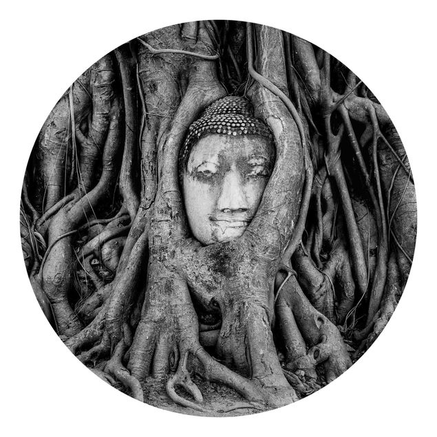 Papel de parede preto e branco Buddha In Ayutthaya Lined From Tree Roots In Black And White