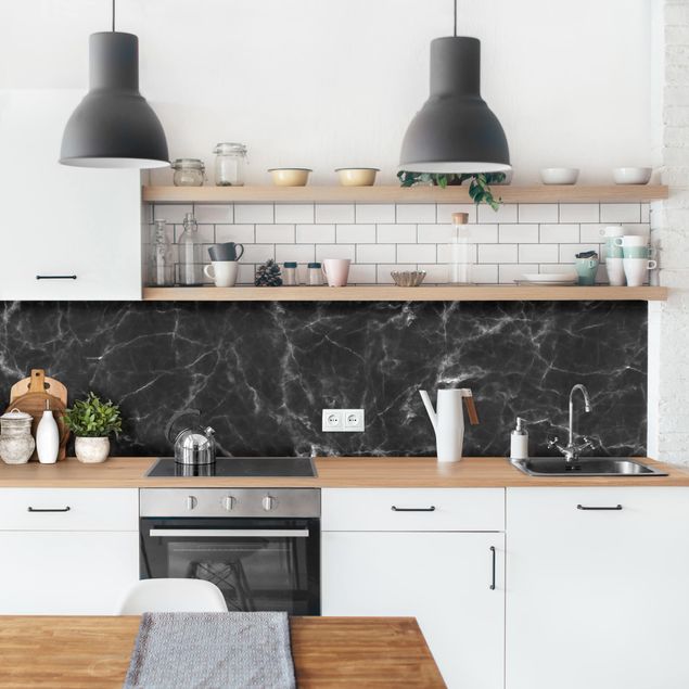 Backsplash de cozinha imitação pedra Nero Carrara