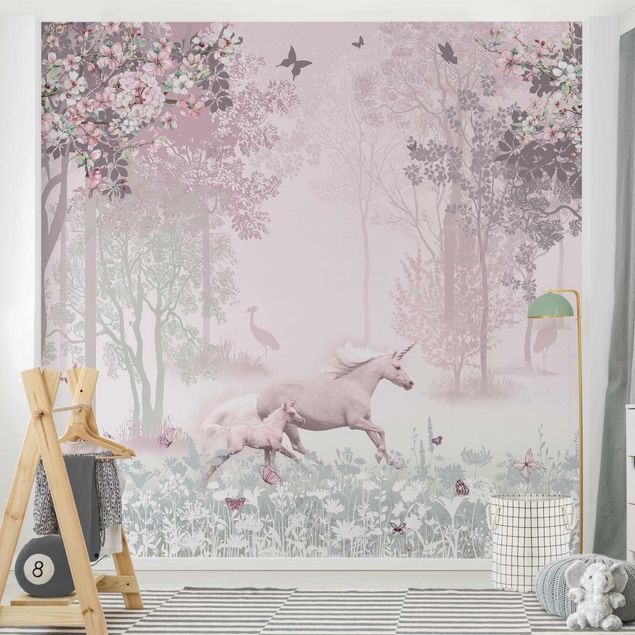 Decoração para quarto infantil Unicorn On Flowering Meadow In Pink