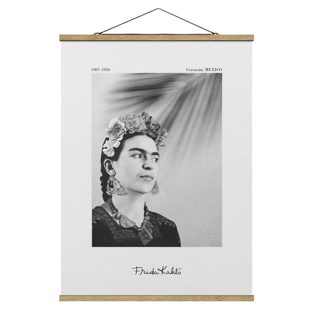 quadros preto e branco para decoração Frida Kahlo Portrait With Jewellery