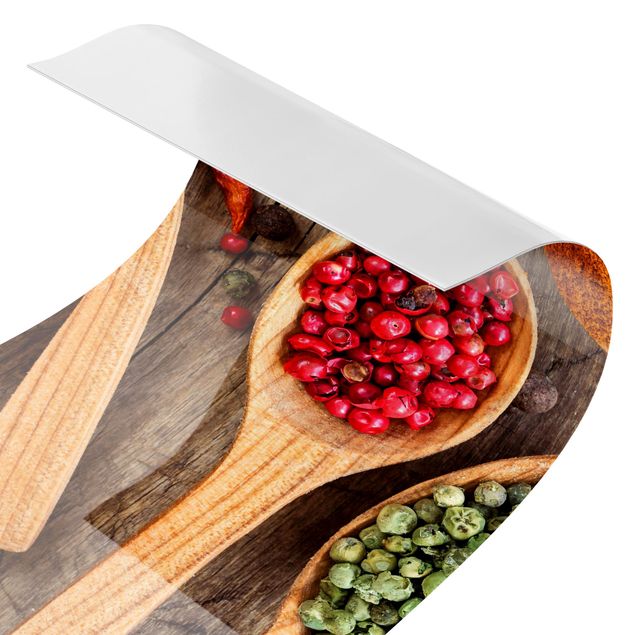 backsplash cozinha Spices On Wooden Spoon
