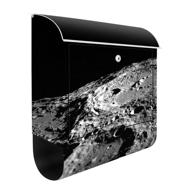 Caixas de correio em preto e branco NASA Picture Moon Crater